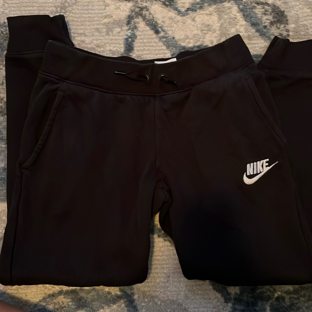 Nike joggers